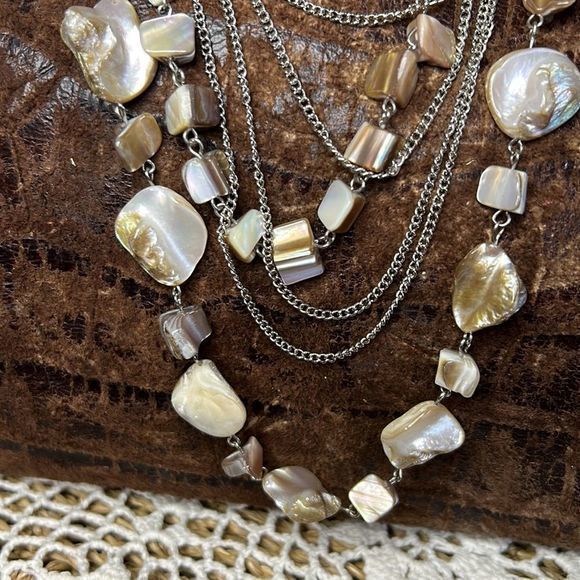 Multi-chain and beaded‎ necklace - Picture 2 of 6